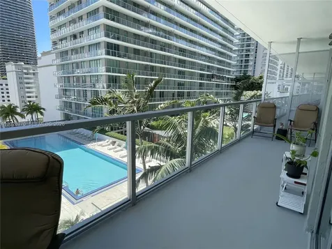 79 SW 12th Street Miami FL 33130