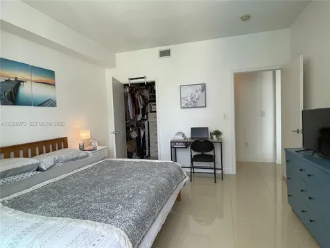 79 SW 12th Street Miami FL 33130