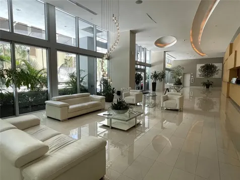 79 SW 12th Street Miami FL 33130