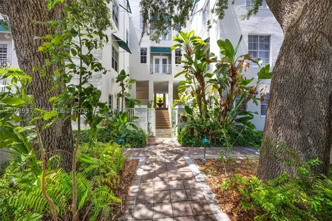 5801 SW 74th Terrace South Miami FL 33143