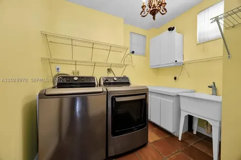 5801 SW 74th Terrace South Miami FL 33143
