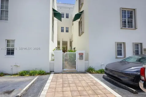 5801 SW 74th Terrace South Miami FL 33143