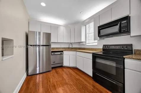 5801 SW 74th Terrace South Miami FL 33143