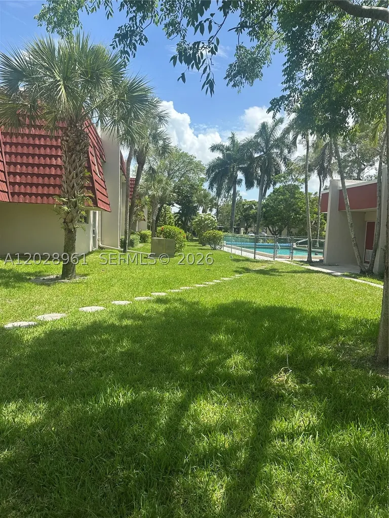 5 Jacaranda Country Club Drive Plantation FL 33324
