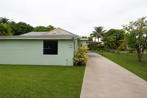 1741 NW 92nd Street Miami FL 33147