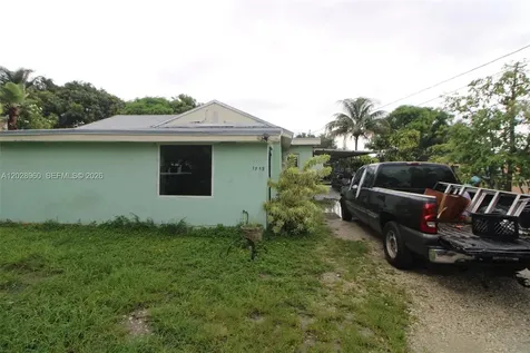 1741 NW 92nd Street Miami FL 33147
