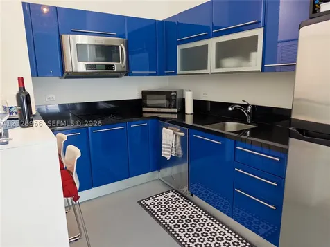 253 NE 2nd Street Miami FL 33132