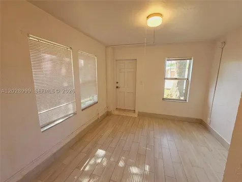 26 SE 13th Terrace Dania Beach FL 33004