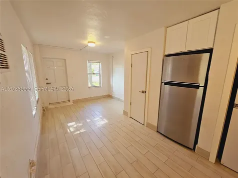 26 SE 13th Terrace Dania Beach FL 33004