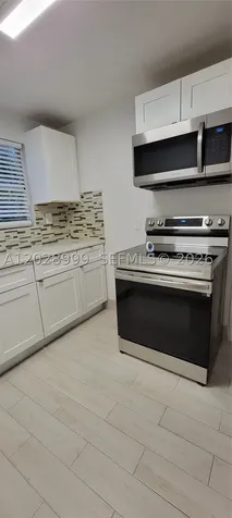 26 SE 13th Terrace Dania Beach FL 33004