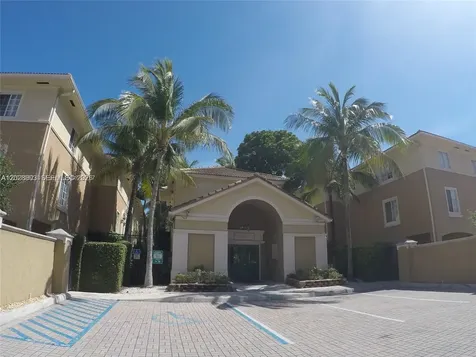 Aventura FL 33180