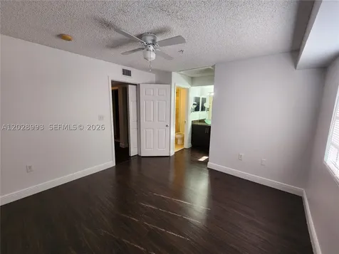 Aventura FL 33180