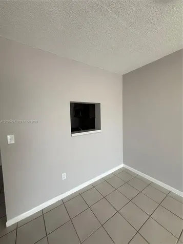 6820 W Flagler Street Miami FL 33144
