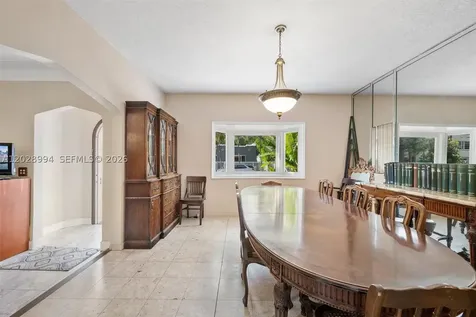 1727 SW 11th Terrace Miami FL 33135