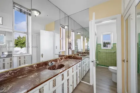 1727 SW 11th Terrace Miami FL 33135