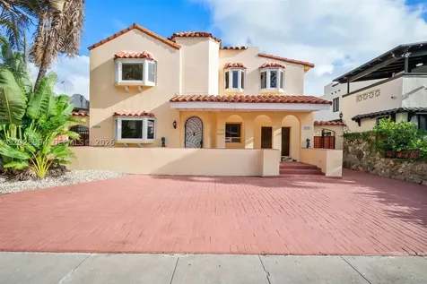 1727 SW 11th Terrace Miami FL 33135