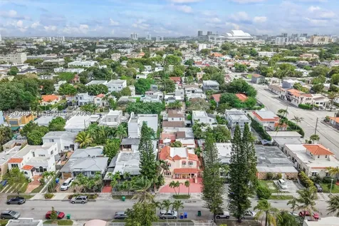 1727 SW 11th Terrace Miami FL 33135