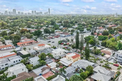 1727 SW 11th Terrace Miami FL 33135
