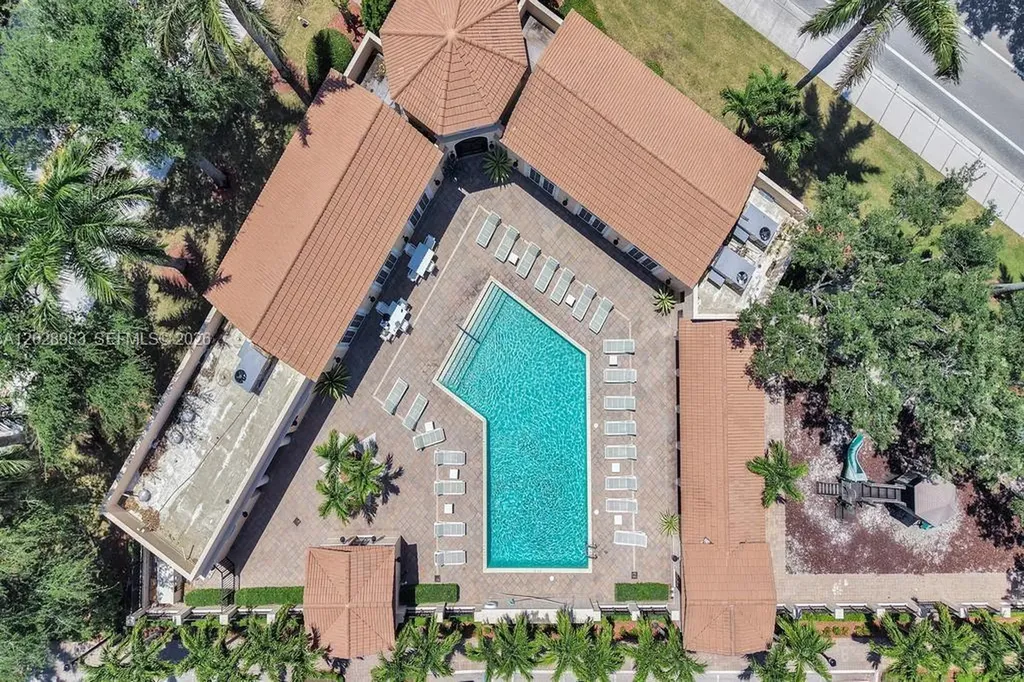 823 NW 82nd Lane Boca Raton FL 33487