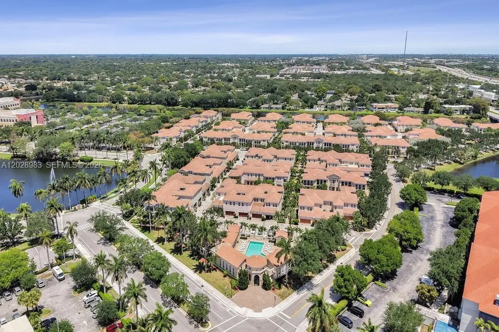 823 NW 82nd Lane Boca Raton FL 33487