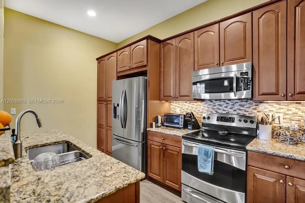 823 NW 82nd Lane Boca Raton FL 33487