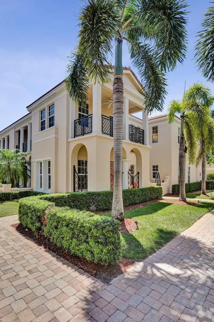 823 NW 82nd Lane Boca Raton FL 33487