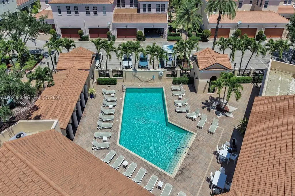 823 NW 82nd Lane Boca Raton FL 33487
