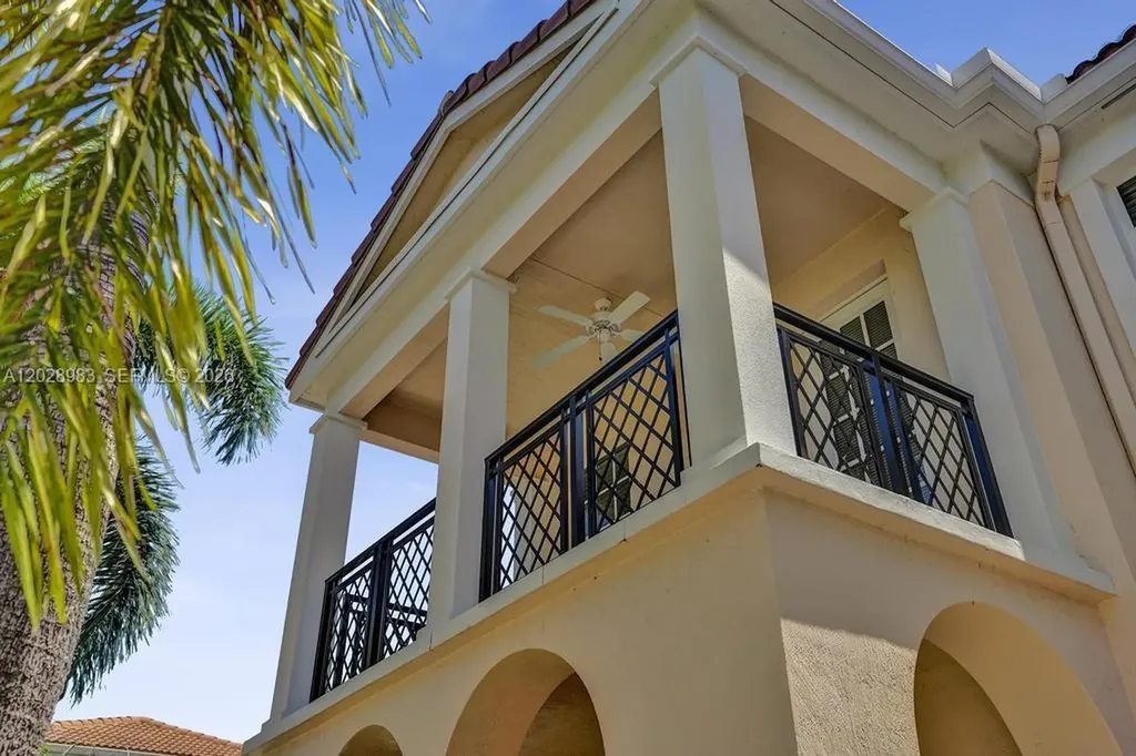 823 NW 82nd Lane Boca Raton FL 33487
