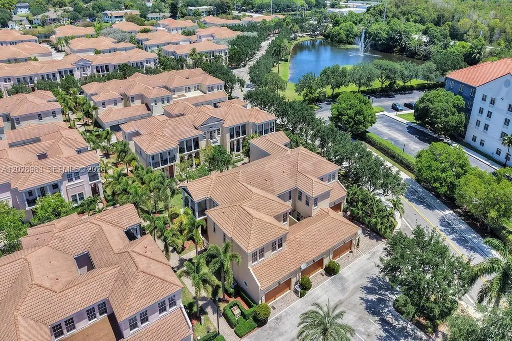 823 NW 82nd Lane Boca Raton FL 33487