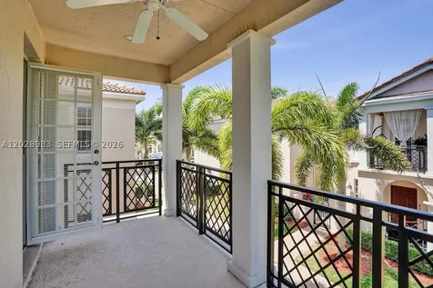 823 NW 82nd Lane Boca Raton FL 33487