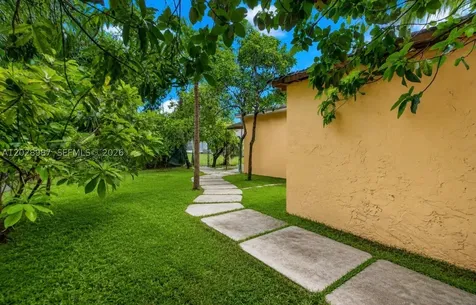 3315 NW 11th Avenue Miami FL 33127
