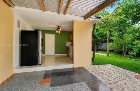 3315 NW 11th Avenue Miami FL 33127
