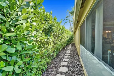 1479 Sunset Way Weston FL 33327