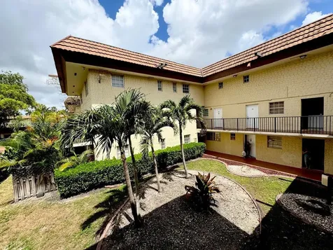 8600 SW 109th Avenue Miami FL 33173