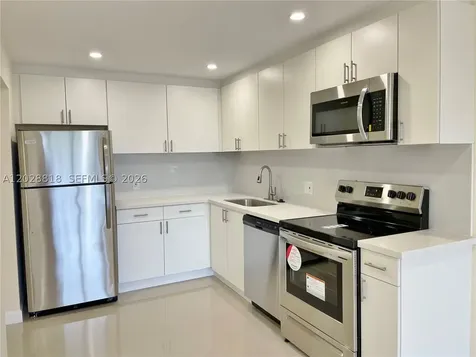 16950 W Dixie Highway North Miami Beach FL 33160