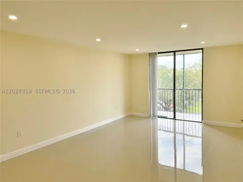 16950 W Dixie Highway North Miami Beach FL 33160