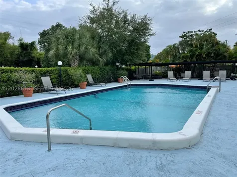 16950 W Dixie Highway North Miami Beach FL 33160