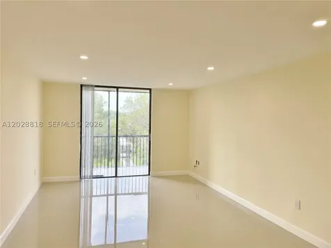 16950 W Dixie Highway North Miami Beach FL 33160