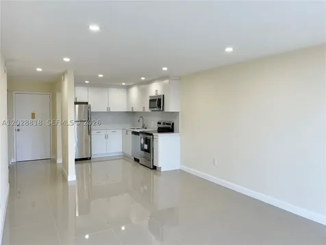 16950 W Dixie Highway North Miami Beach FL 33160