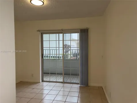 10441 Mahogany Key Circle Miami FL 33196
