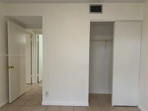 10441 Mahogany Key Circle Miami FL 33196