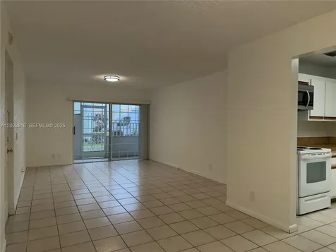 10441 Mahogany Key Circle Miami FL 33196