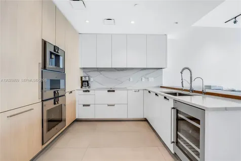 15701 Collins Avenue Sunny Isles Beach FL 33160