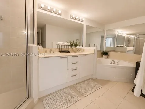 16699 Collins Avenue Sunny Isles Beach FL 33160