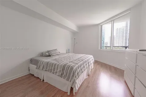325 S Biscayne Boulevard Miami FL 33131