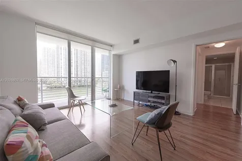 325 S Biscayne Boulevard Miami FL 33131