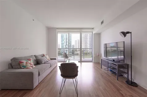325 S Biscayne Boulevard Miami FL 33131