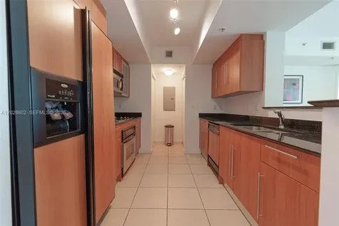 325 S Biscayne Boulevard Miami FL 33131