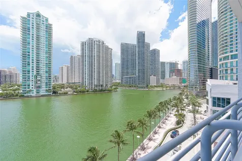 325 S Biscayne Boulevard Miami FL 33131