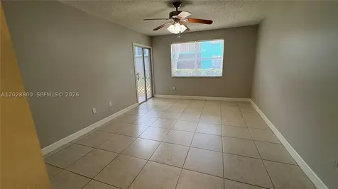 2607 SE 21st Court Homestead FL 33035